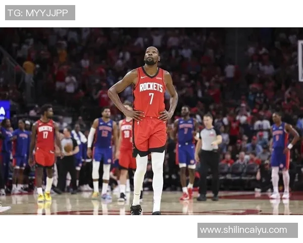 2006年火箭与魔术的激烈对决回顾及赛季精彩瞬间分析