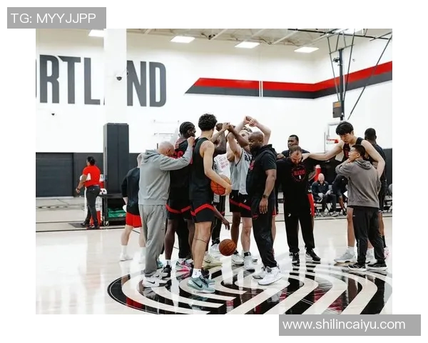 305开拓者与爵士的激烈对决展现篮球魅力与团队精神的巅峰对抗